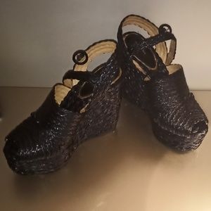 Brand new gorgeous Dolce and Gabbana wedges